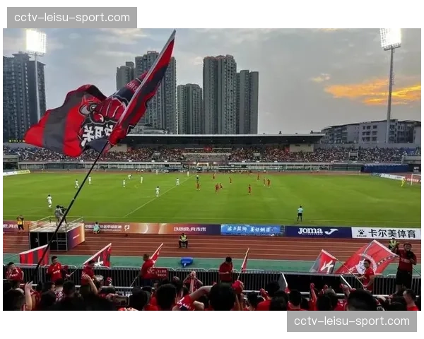 重庆铜梁龙主场确定，龙兴足球场承办10场铜梁龙体育场5场