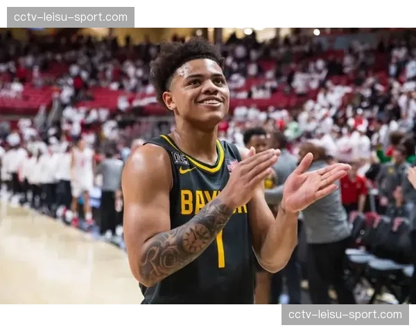 战术前瞻：分析印第安纳狂热围绕状元秀构建的新进攻体系